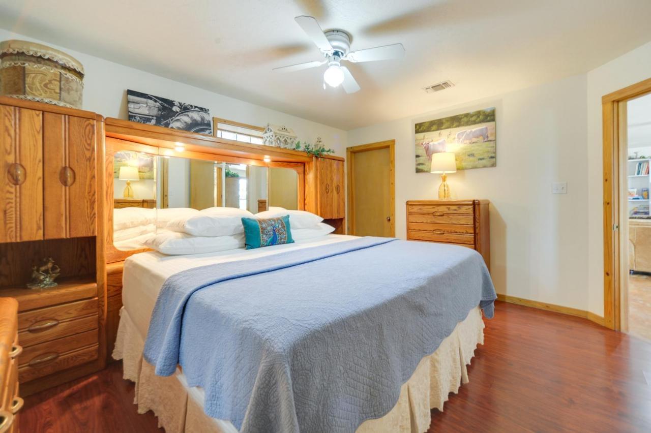 Fredericksburg Retreat With Private Hot Tub And Patio! Villa Exterior photo